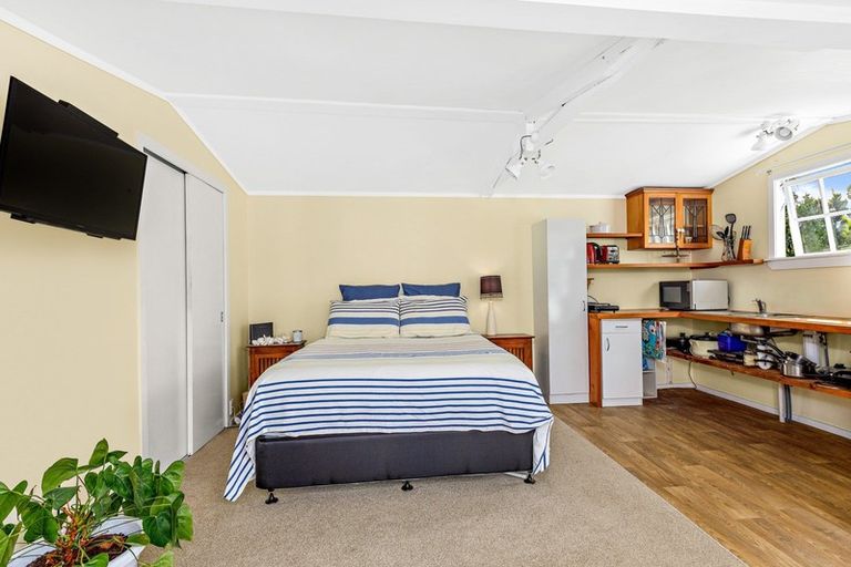 Photo of property in 28 Point Wells Road, Point Wells, Warkworth, 0986