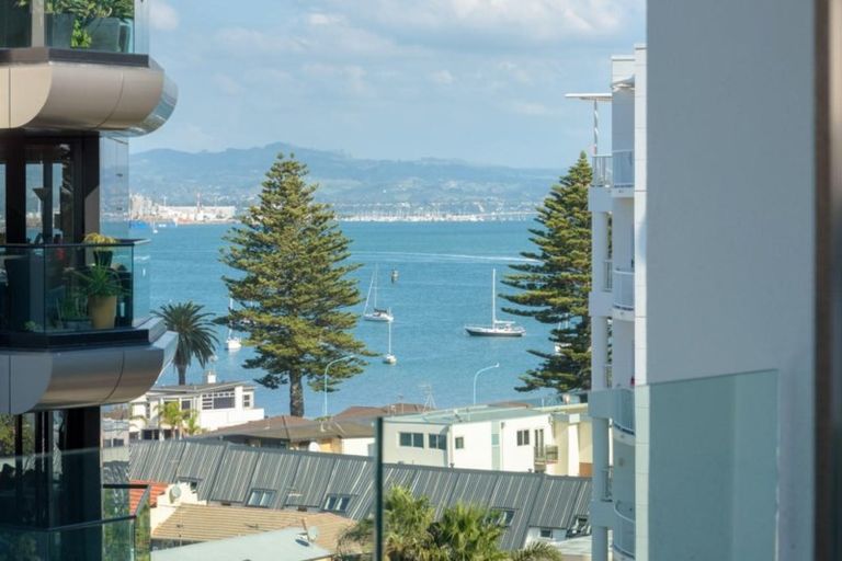 Photo of property in 11n7a Maunganui Road, Mount Maunganui, 3116