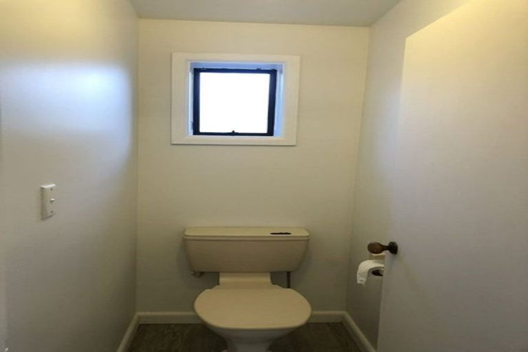 Photo of property in 126 Yaldhurst Road, Sockburn, Christchurch, 8042