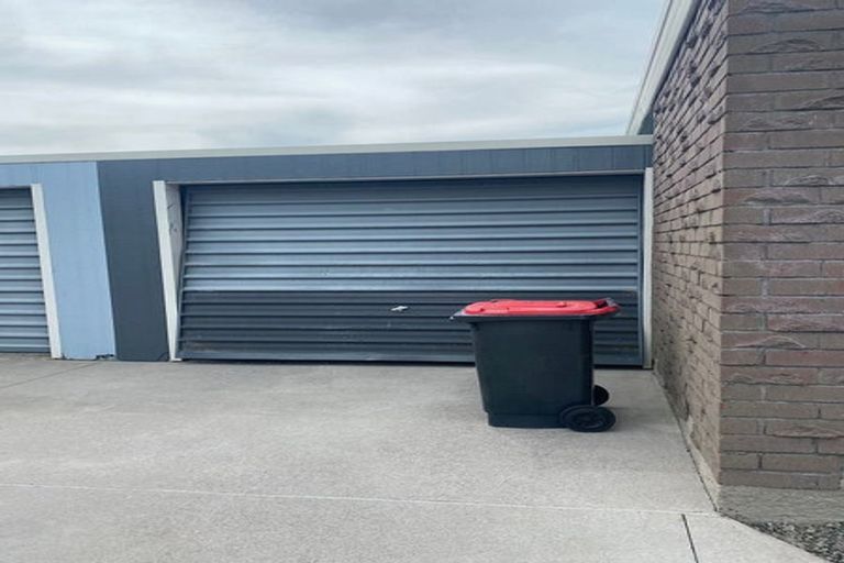 Photo of property in 1/33 Mortlake Street, Islington, Christchurch, 8042