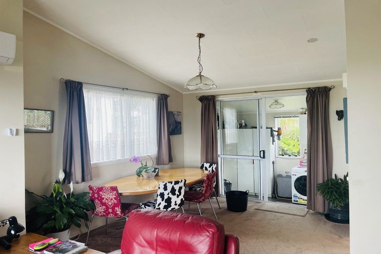 Photo of property in 6 Kekerenga Street, Strathmore Park, Wellington, 6022