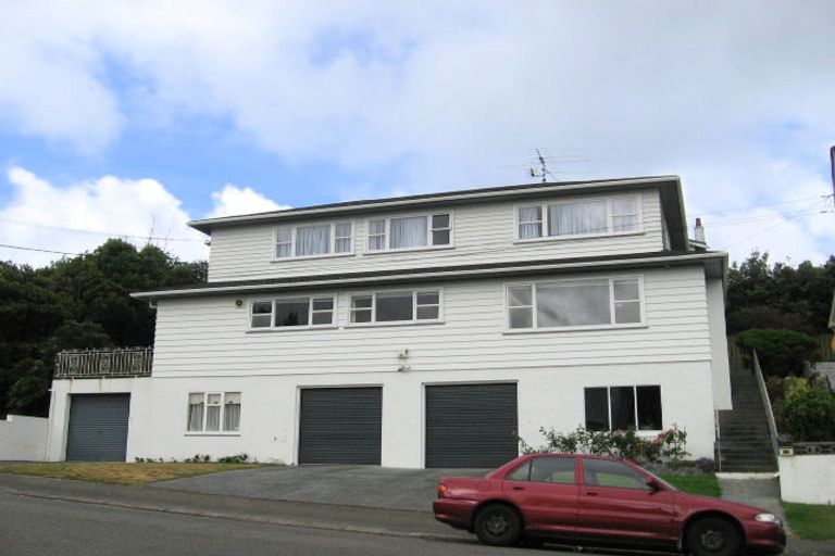 Photo of property in 17 Dee Street, Island Bay, Wellington, 6023