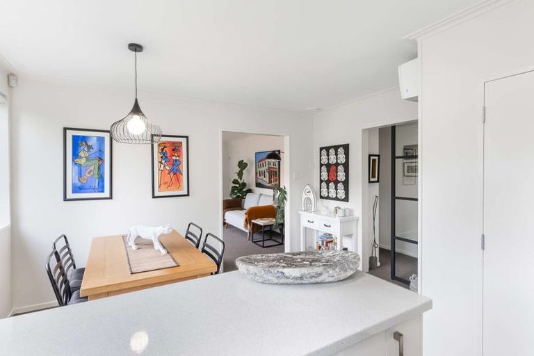 Photo of property in 2/5 Woodbridge Road, Cashmere, Christchurch, 8022