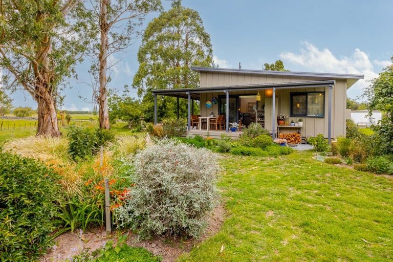 Photo of property in 219a Porangahau Road, Waipukurau, 4200