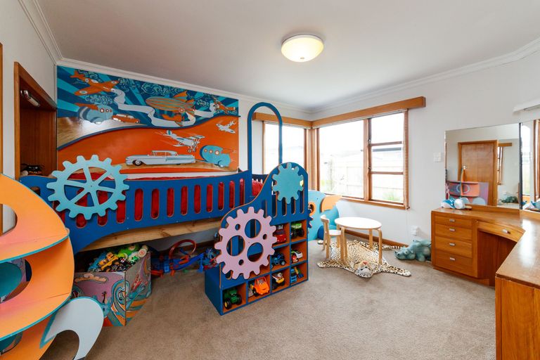 Photo of property in 69a Albert Street, Palmerston North, 4414