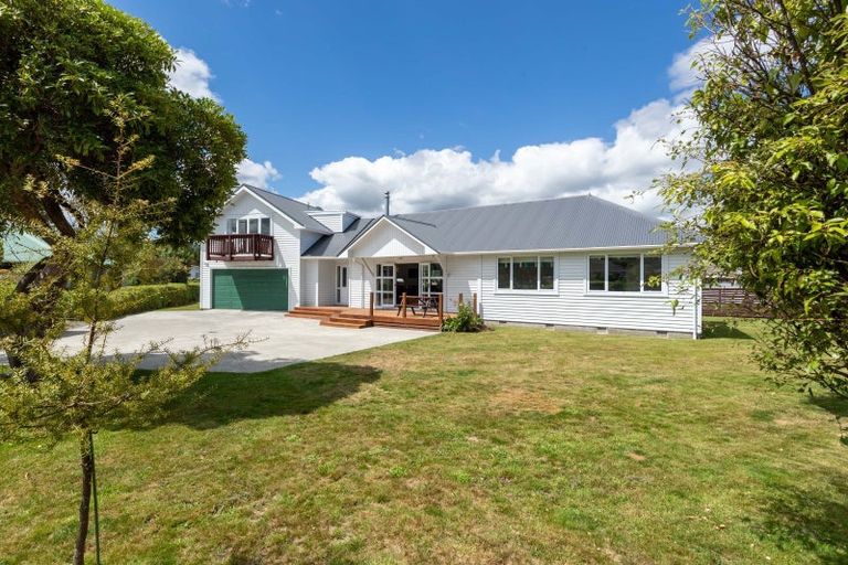 Photo of property in 12 Thackeray Street, Trentham, Upper Hutt, 5018