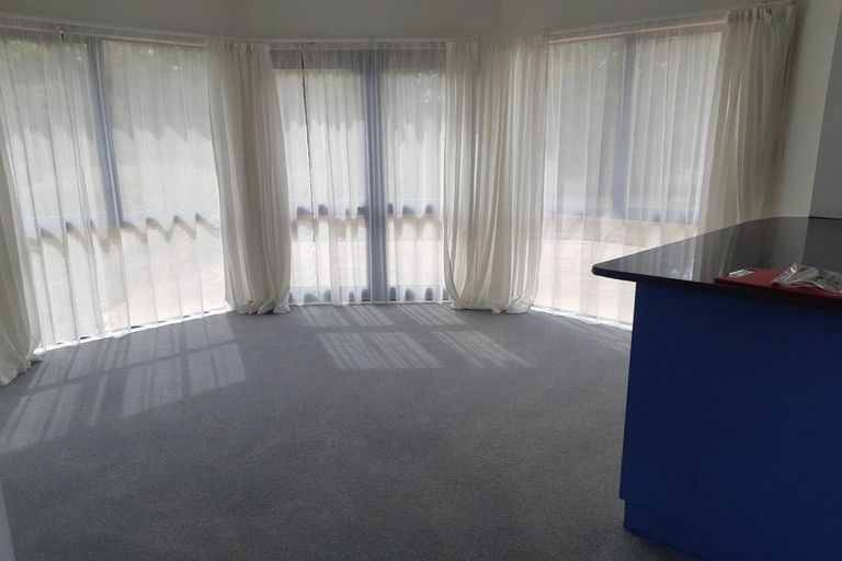 Photo of property in 8 Willow Park Drive, Opaki, Masterton, 5871