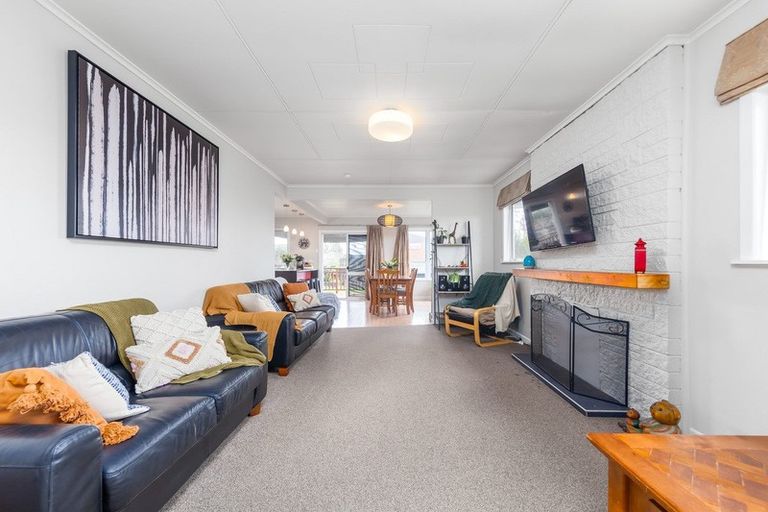 Photo of property in 6 Bellevue Avenue, Wellsford, 0900