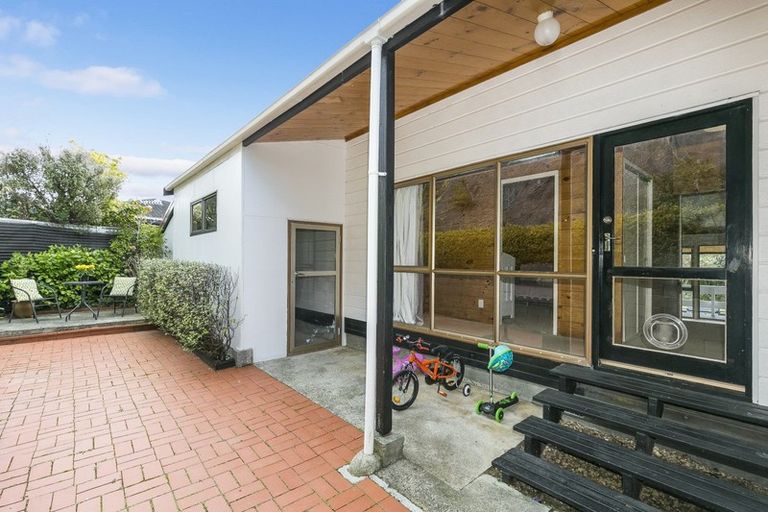 Photo of property in 12 Lynmouth Avenue, Karori, Wellington, 6012