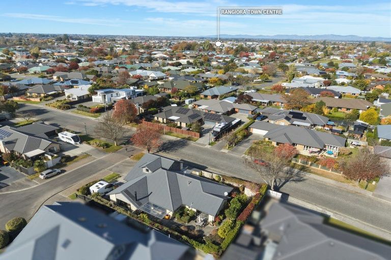 Photo of property in 16 Kensington Avenue, Rangiora, 7400