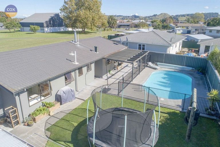 Photo of property in 8 Ryan Crescent, Greenmeadows, Napier, 4112