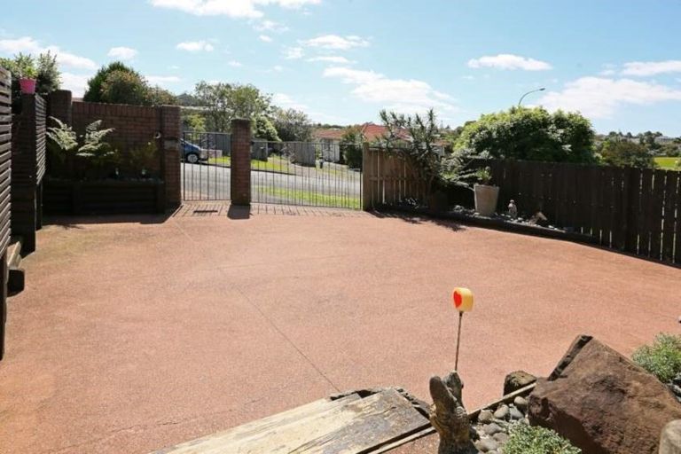 Photo of property in 188 Solar Road, Glen Eden, Auckland, 0602