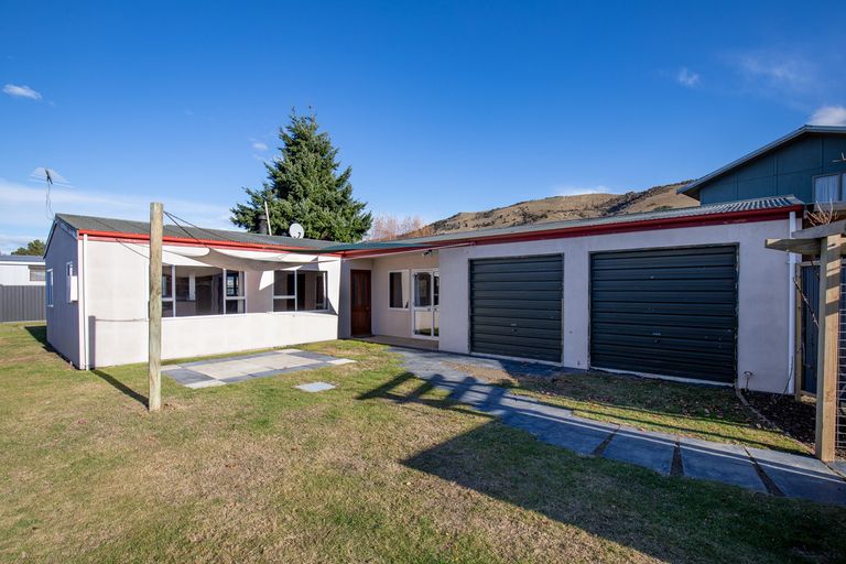 Photo of property in 10 Railway Terrace, Millers Flat, Roxburgh, 9572