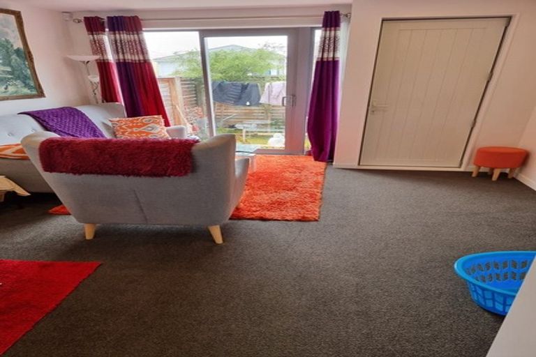 Photo of property in 9/24 Princess Terrace, Newtown, Wellington, 6021