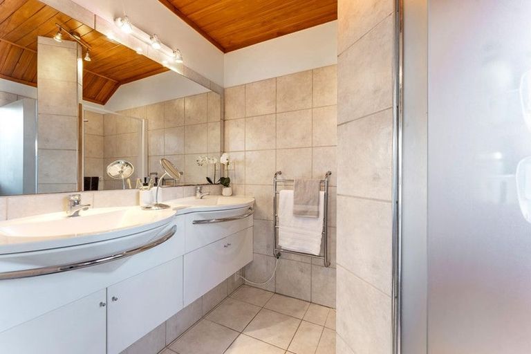 Photo of property in 12 Sunburst Avenue, Snells Beach, 0920