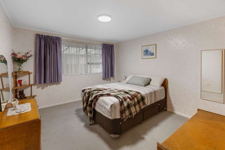 Photo of property in 15b Nathan Street, Tawa, Wellington, 5028