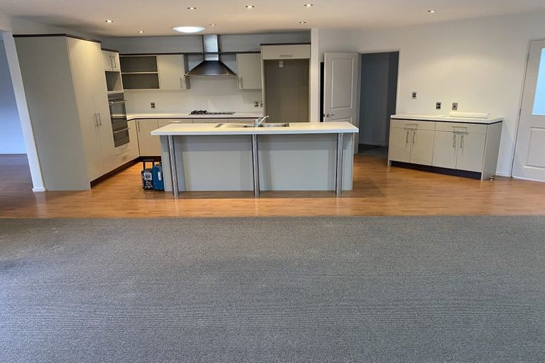 Photo of property in 28 Styx River Place, Spencerville, Christchurch, 8083