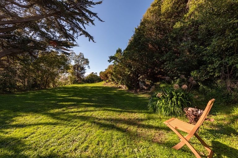 Photo of property in 24 Observatory Close, Whitby, Porirua, 5024