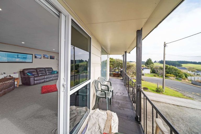 Photo of property in 29 Hill Street, Kaka Point, Balclutha, 9271