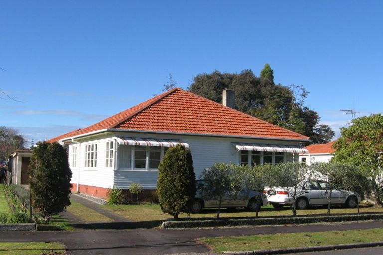 Photo of property in 53 Jellicoe Drive, Hamilton East, Hamilton, 3216