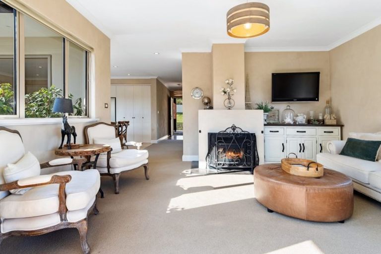 Photo of property in 60 Miles Lane, Tauriko, Tauranga, 3110