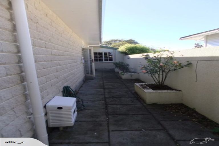 Photo of property in 33 Richmond Street, Fitzroy, New Plymouth, 4312