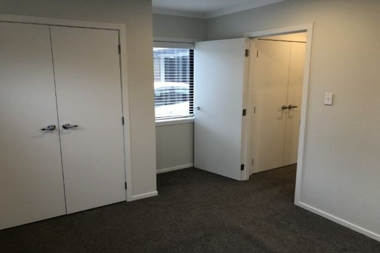 Photo of property in 2/10 Heath Street, Saint Andrews, Hamilton, 3200