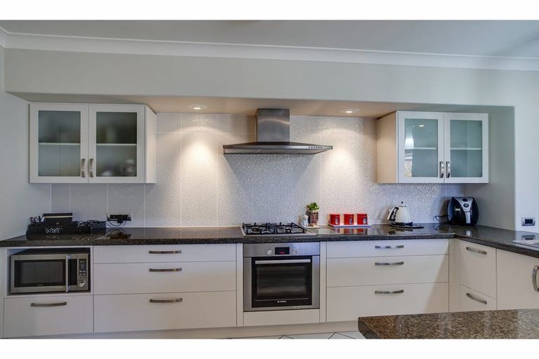 Photo of property in 100 Princes Street, Temuka, 7920