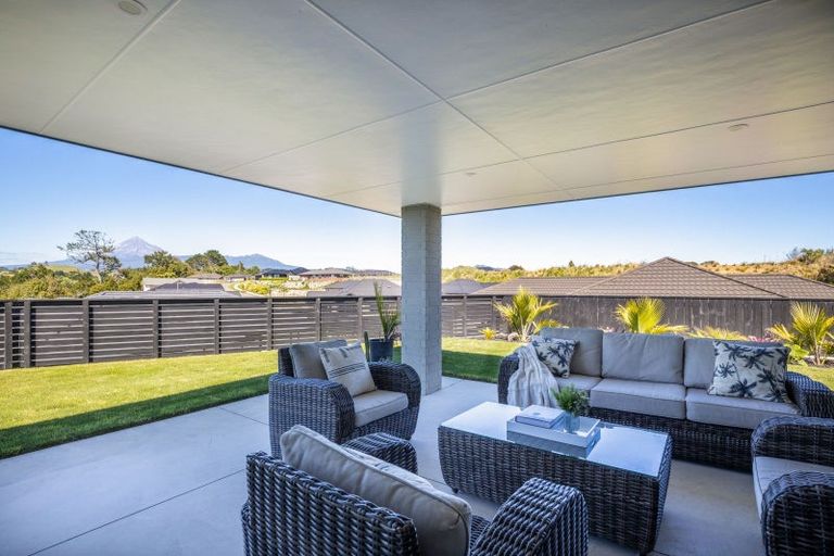 Photo of property in 10 Pa Tuna Lane, Hurdon, New Plymouth, 4310