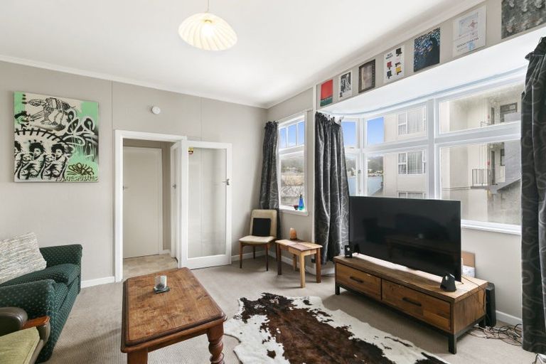 Photo of property in 16 Princess Street, Newtown, Wellington, 6021