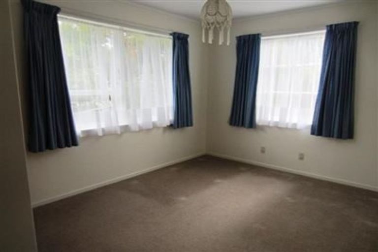 Photo of property in 20 Tweed Road, Papakowhai, Porirua, 5024
