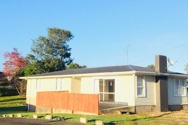 Photo of property in 12 Olive Street, Manurewa, Auckland, 2102