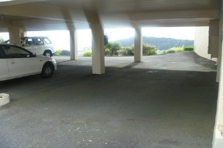 Photo of property in Harbour View Apartments, 147 Ohiro Road, Brooklyn, Wellington, 6021