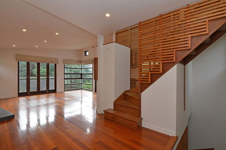 Photo of property in 85a Nevay Road, Miramar, Wellington, 6022