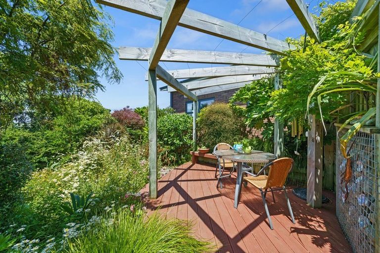 Photo of property in 15 Kahurangi Heights, Aotea, Porirua, 5024