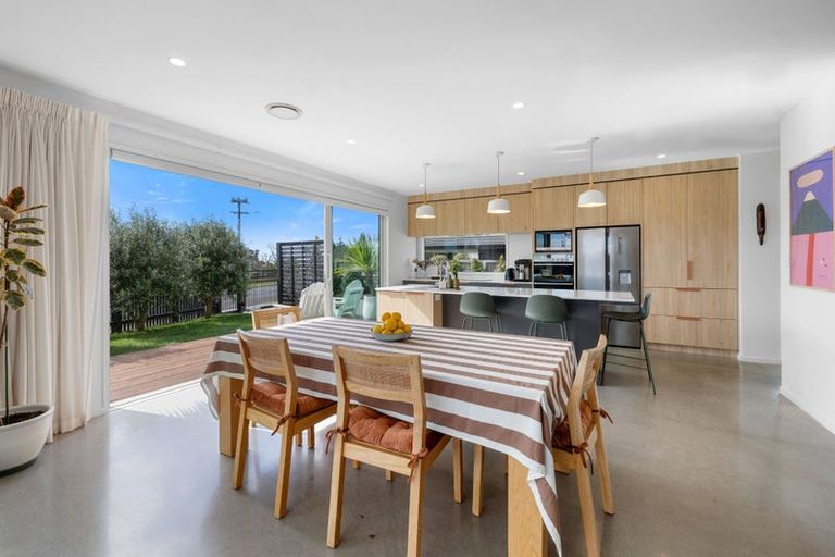 Photo of property in 409 Frankley Road, Ferndale, New Plymouth, 4310