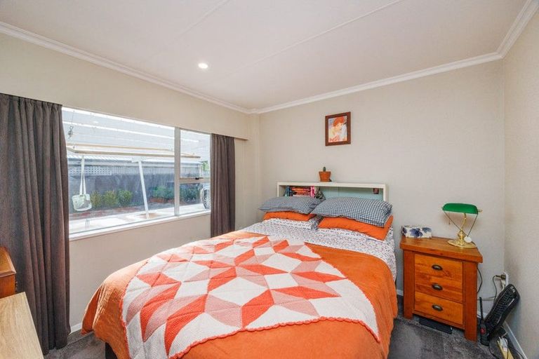 Photo of property in 12d Colombo Street, Hokowhitu, Palmerston North, 4410