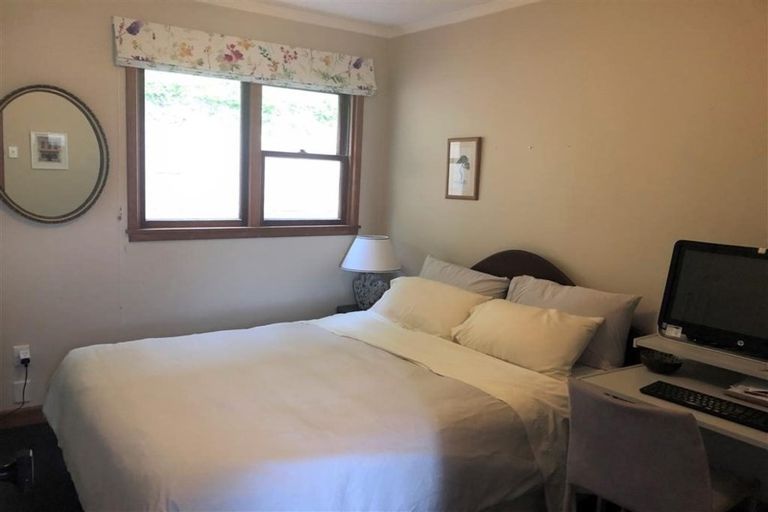 Photo of property in 55 Walter Road, Lowry Bay, Lower Hutt, 5013