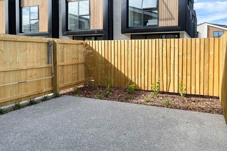 Photo of property in 2/331 Lincoln Road, Addington, Christchurch, 8024