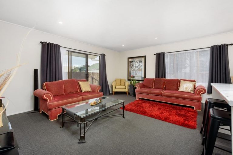 Photo of property in 4b Topaz Drive, Papamoa Beach, Papamoa, 3118