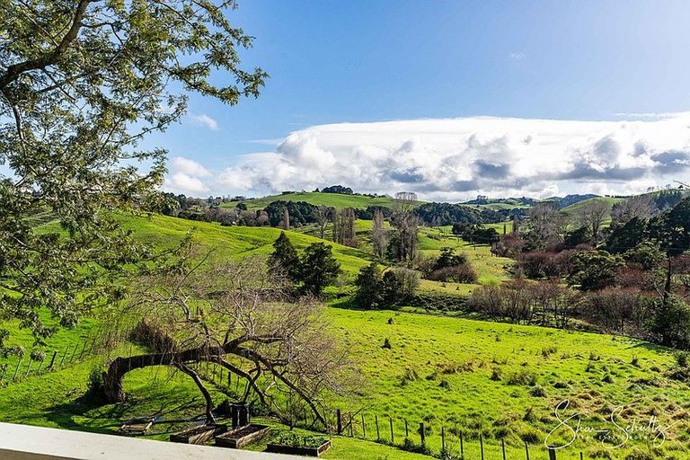 Photo of property in 53 Hurndall Street East, Maungaturoto, 0520