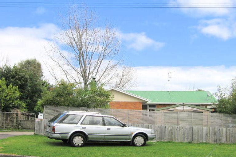 Photo of property in 10 Crombie Street, Bellevue, Tauranga, 3110