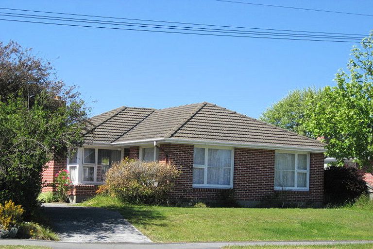 Photo of property in 85 Kendal Avenue, Burnside, Christchurch, 8053