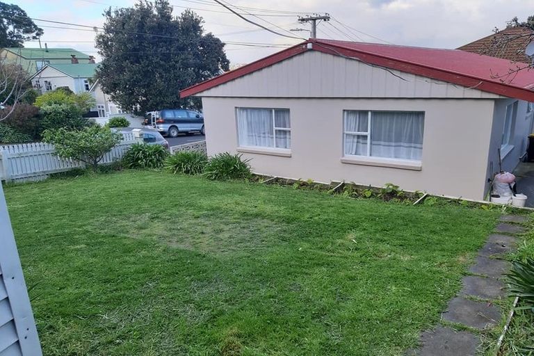 Photo of property in 3 Lerwick Terrace, Melrose, Wellington, 6023