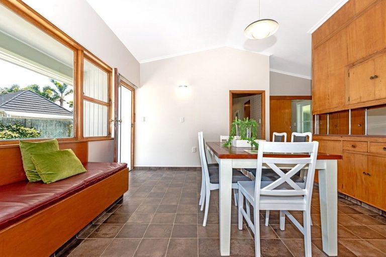 Photo of property in 163 Esplanade, Inner Kaiti, Gisborne, 4010