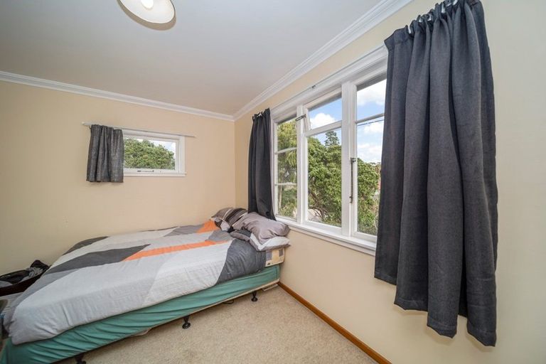 Photo of property in 26 Stuart Place, Blagdon, New Plymouth, 4310