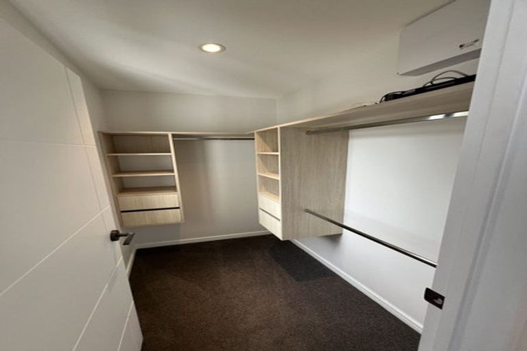 Photo of property in 14a September Place, Forrest Hill, Auckland, 0620