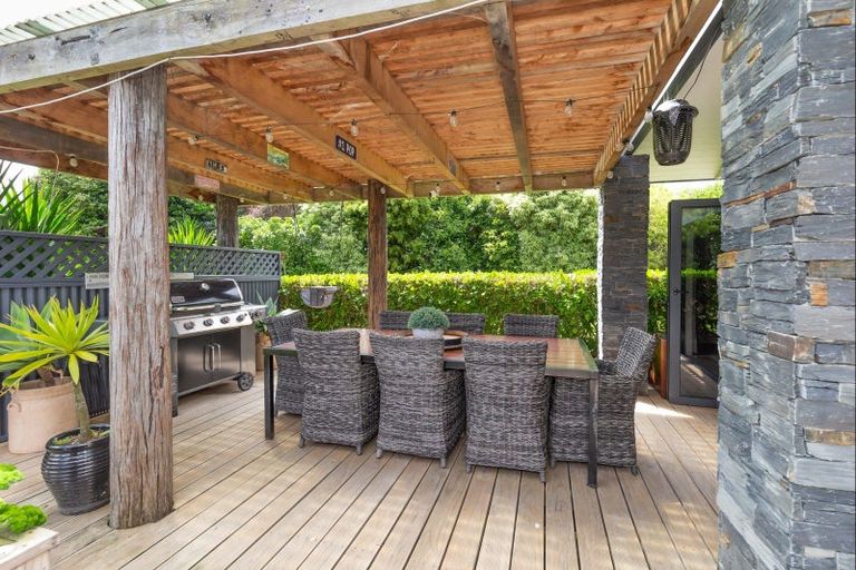 Photo of property in 36 Saint Laurent Way, Ohau, Levin, 5570