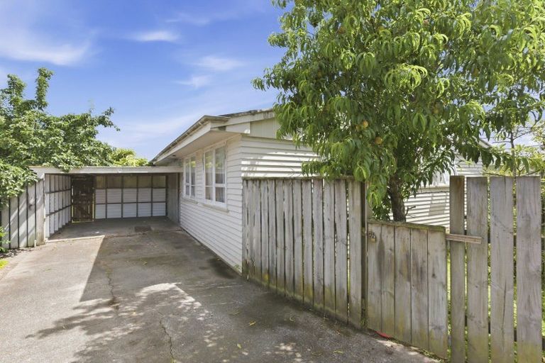 Photo of property in 6 Awatea Street, Levin, 5510