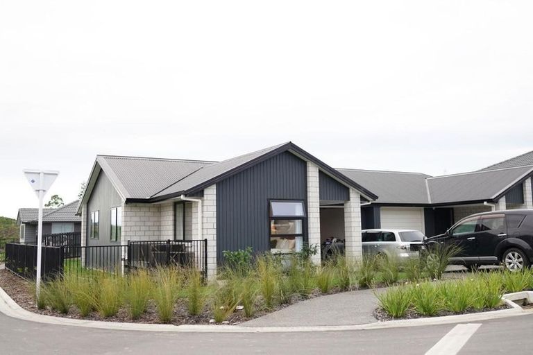 Photo of property in 10 Traverse Lane, Omokoroa, 3114